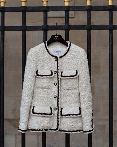 original chanel jacke preis|Chanel jacket.